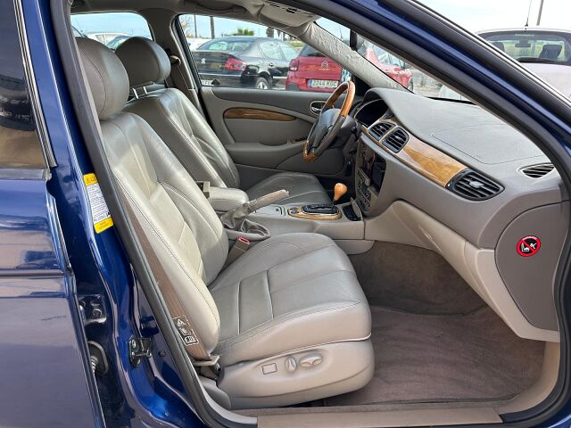 JAGUAR S TYPE 3.0 EXECUTIVE AUTO SPANISH LHD IN SPAIN 100000 MILES SUPERB 2001